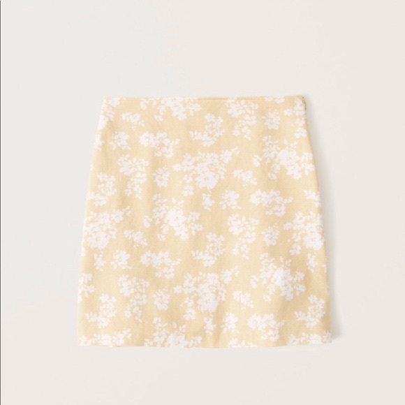 Abercrombie & Fitch Dresses & Skirts - Abercrombie & fitch yellow linen skirt Xsmall